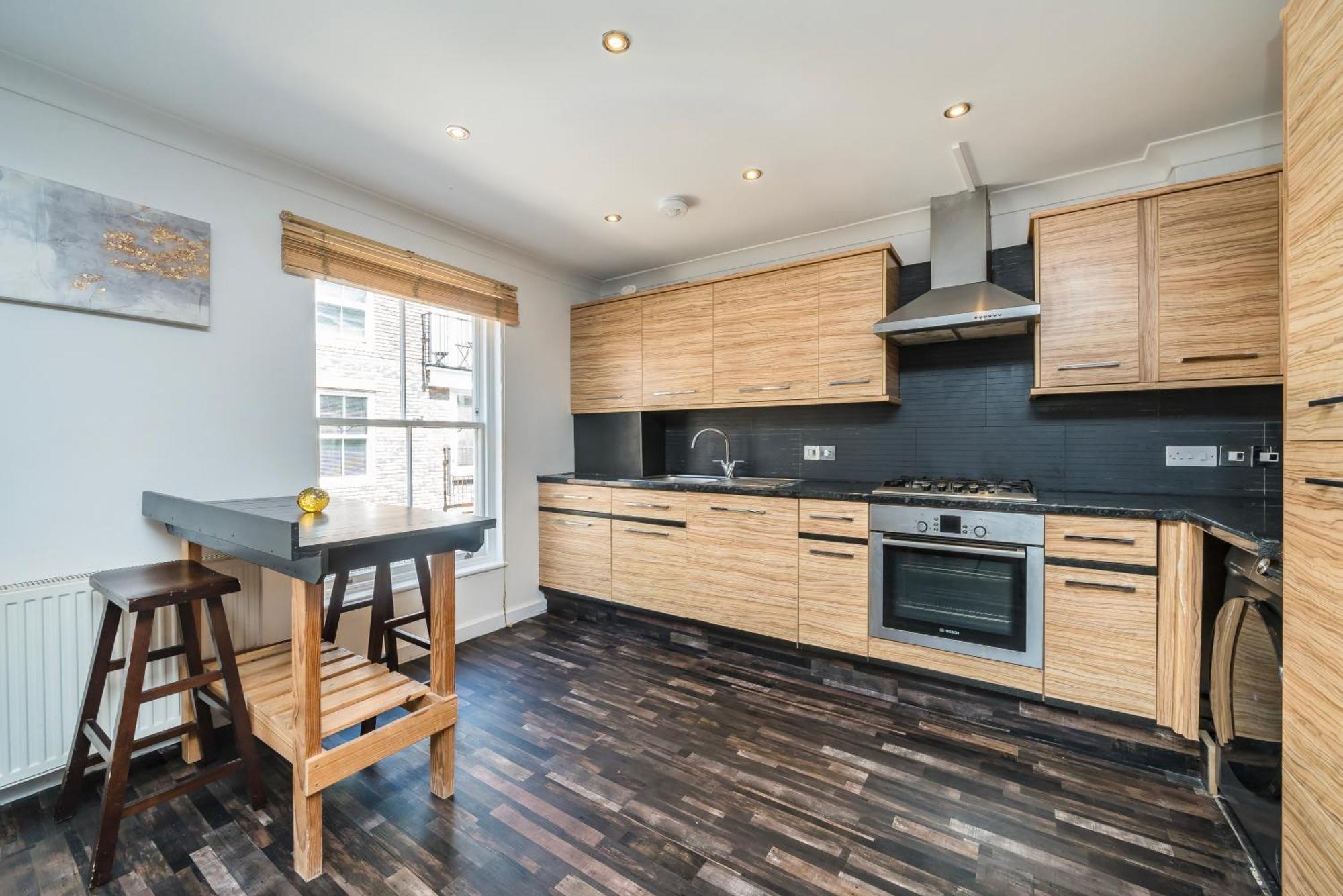 Elgin Mews North Beside Maida Vale Tube And Parking Long Term Bookings * Londres